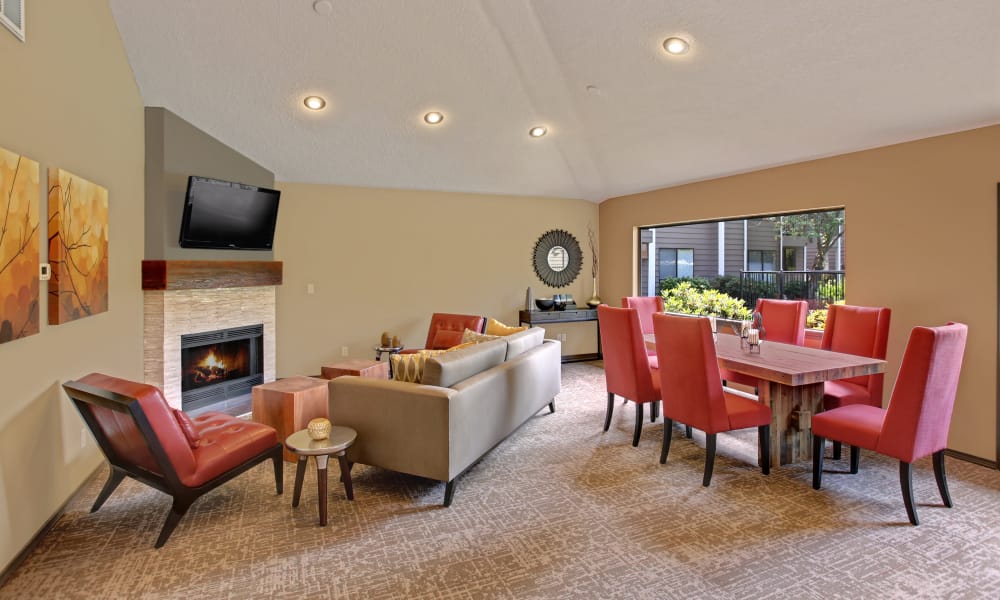 Living room at Jasper Square Apartment Homes in Beaverton, Oregon