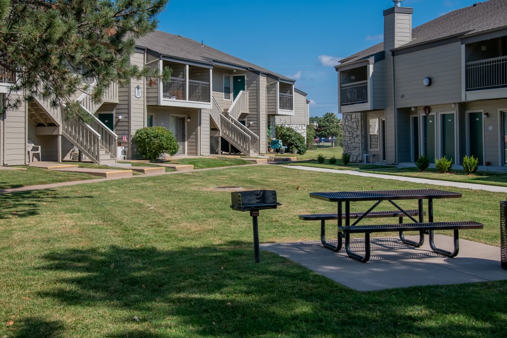 West Wichita KS Apartments Aspen Park Apartments