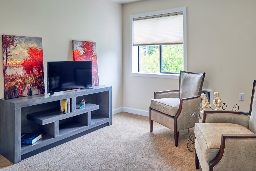 spacious living room in senior living apartment at Shorewood Senior Living in Florence, Oregon