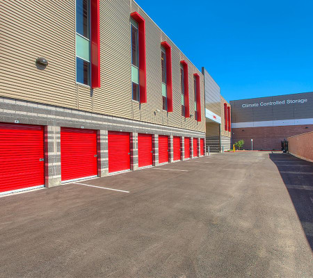 Self storage building exterior in Woodland