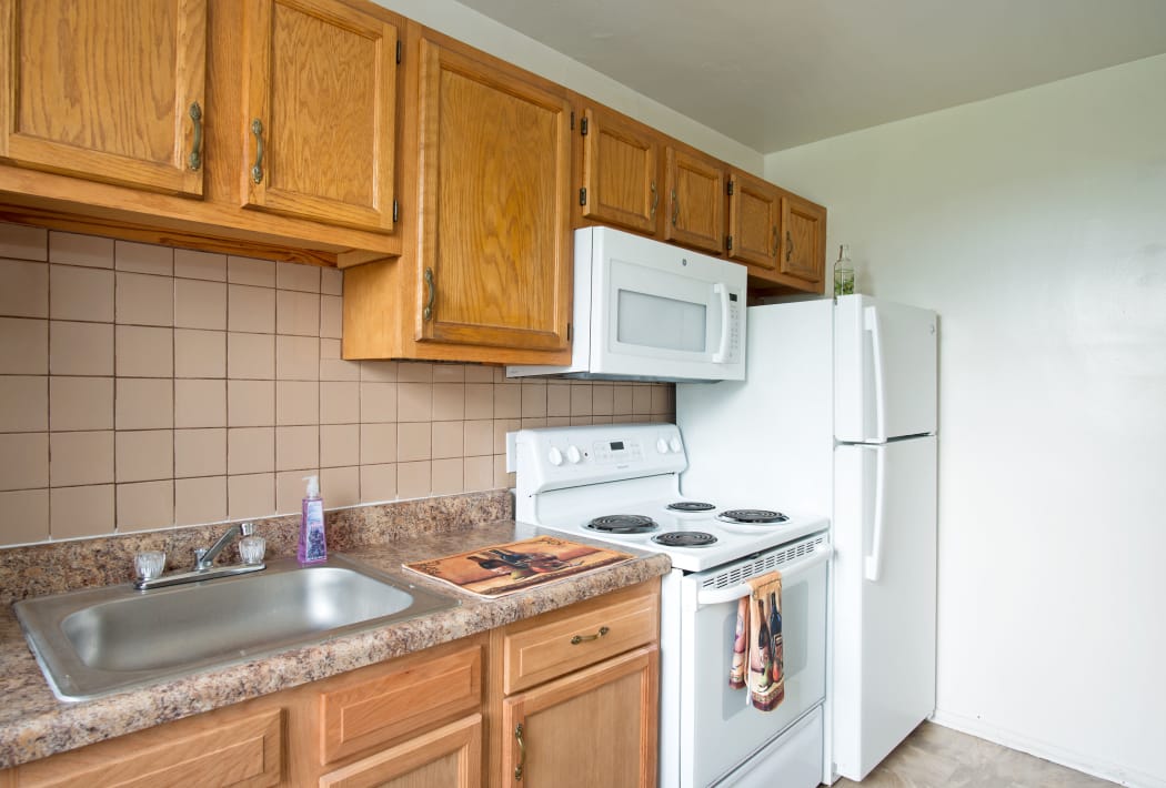 Kitchen Room at Loudon Arms Apartments in Albany