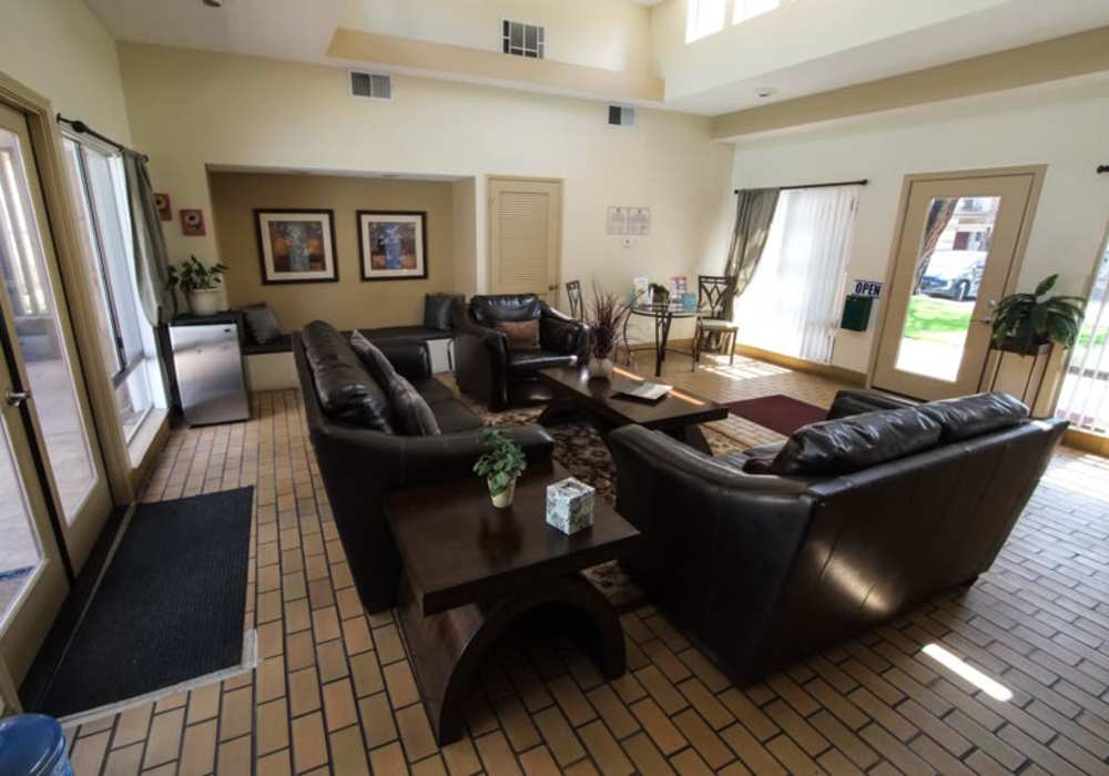 Interior lounge at Oak Hill in Escondido, California
