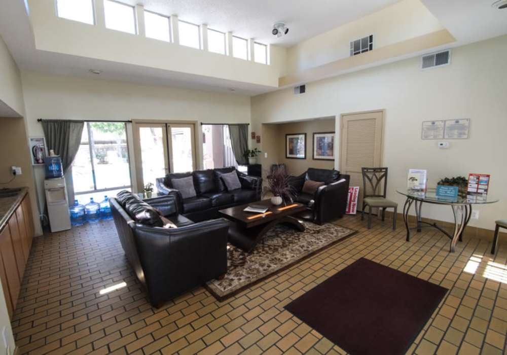Lounge with seating area at Oak Hill in Escondido, California