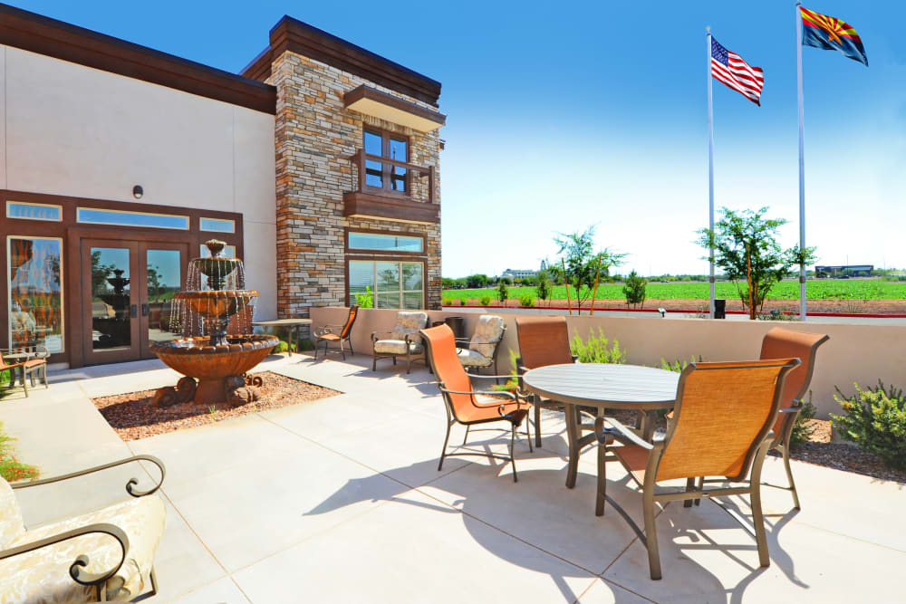 Outdoor seating of Sky Ridge in Gilbert, Arizona