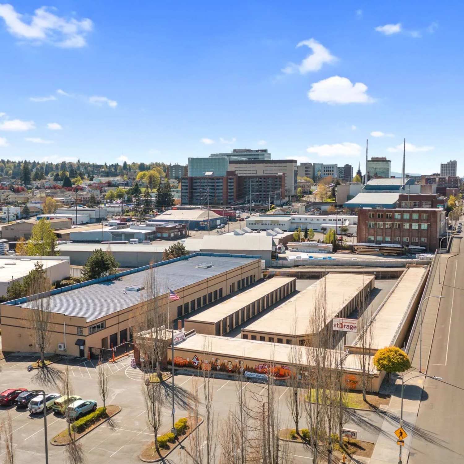 View Everett Downtown Storage's Hewitt Ave location