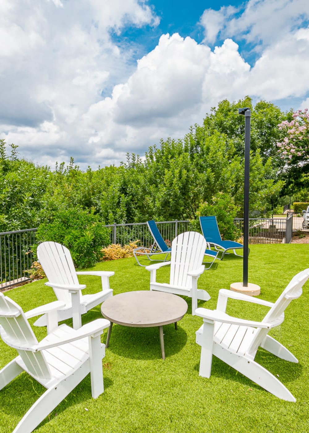 Outdoor sitting at The Benton in San Antonio, Texas