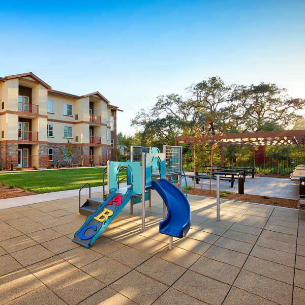 Citrine Apartments offers a wide variety of amenities in Healdsburg, California