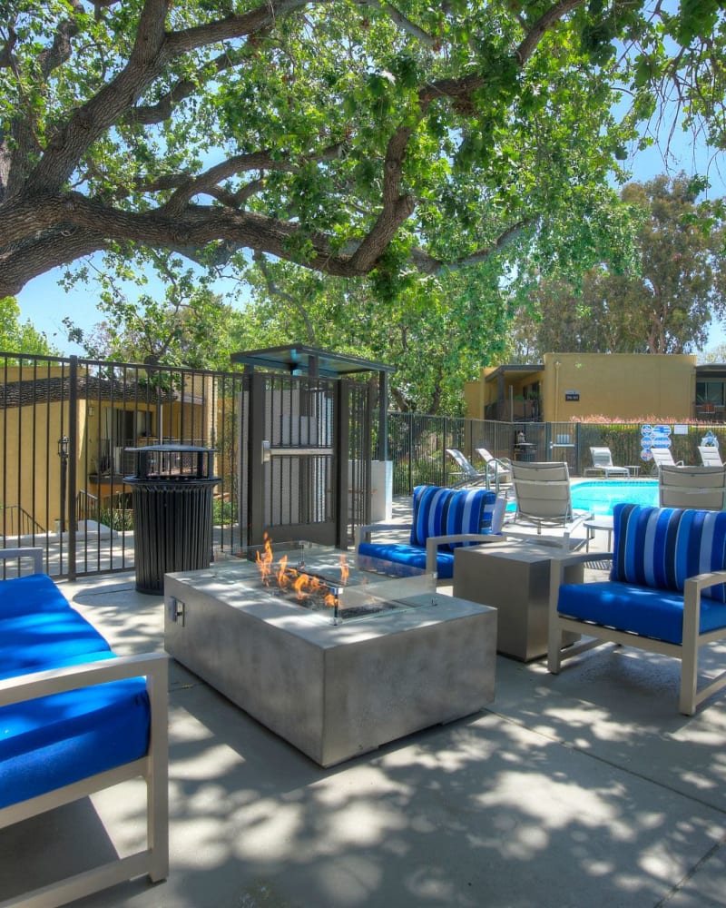 Patio with firepit at Los Robles Apartments, Thousand Oaks, California
