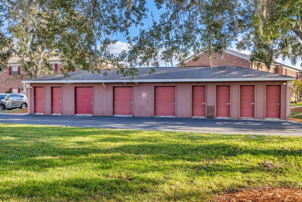 Community garages at Carlton Arms Of South Lakeland in Lakeland, Florida