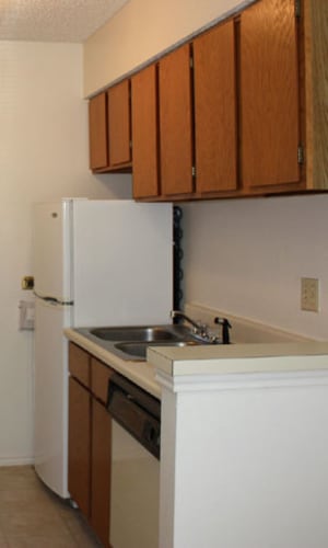 Well-equipped kitchen at Pecan Ridge in Midlothian, Texas