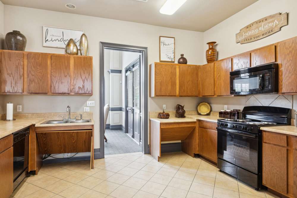 Community kitchen at Lansbourough in Houston, Texas