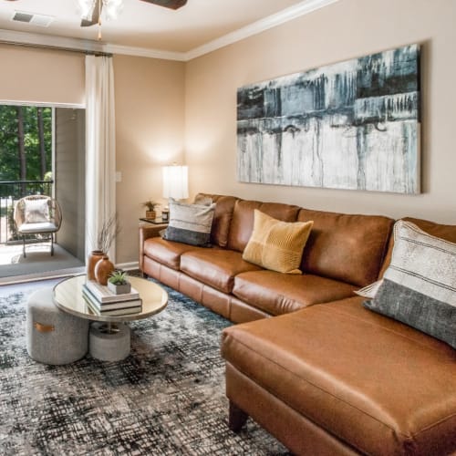 Flexible Lease Terms at Marquis at Carmel Commons in Charlotte, North Carolina