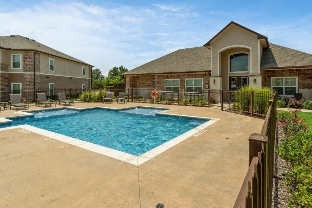 Luxurious swimming pool at Pine Creek in Paris, Texas