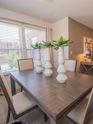 Elegant dining area at Icon at Hewitt in Hewitt, Texas