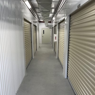 Neighborhood Storage interior storage units in Ocklawaha, FL