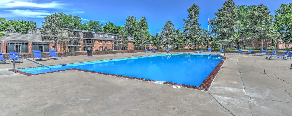 Aerial view of tennis court at Park West Apartments in Griffith, Indiana