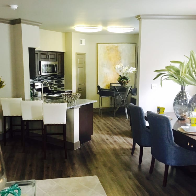 Dining room and kitchen at Hyde Park at Lake Wyndemere in The Woodlands
