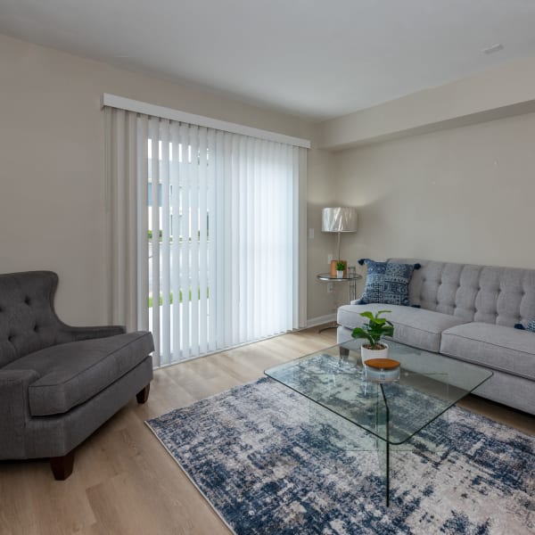 Spacious living room at Windsong, Virginia Beach, Virginia