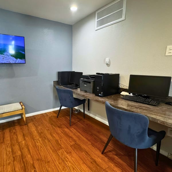 Santa Fe Apartments offers a wide variety of amenities in Dallas, Texas
