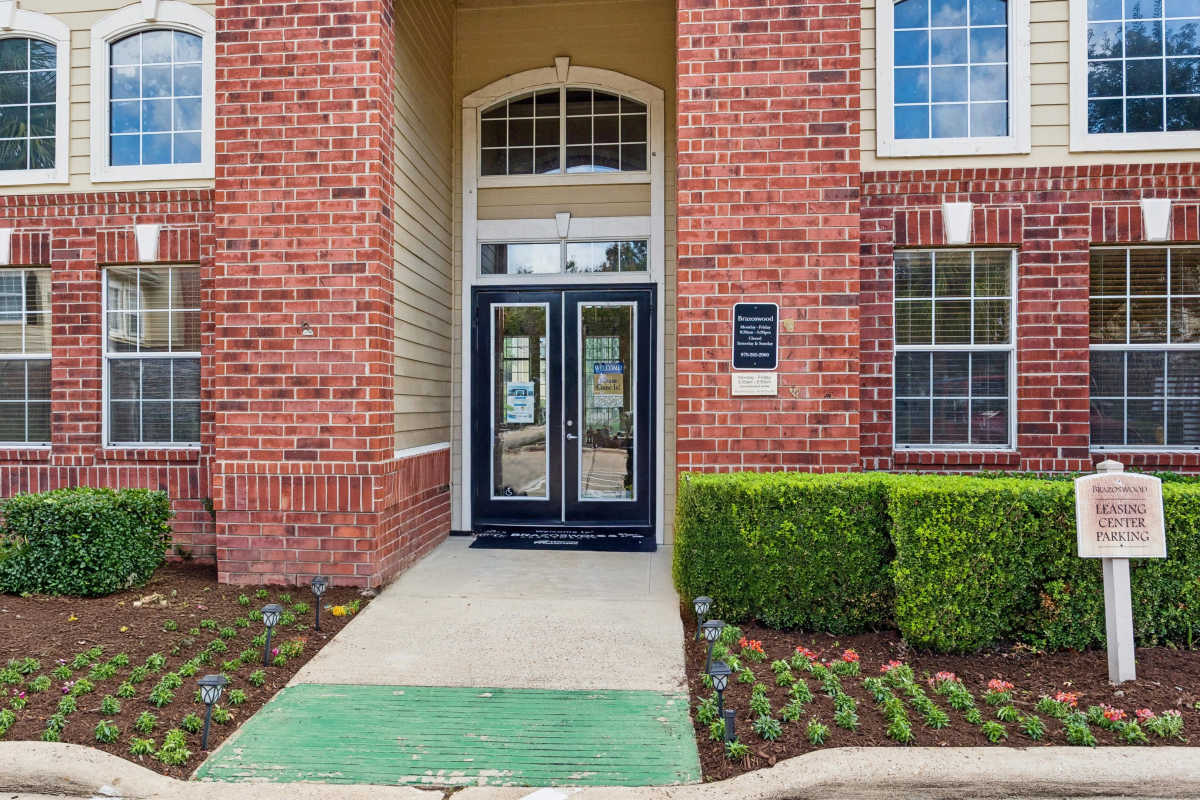 Leasing office at Brazoswood Apartments in Clute, Texas