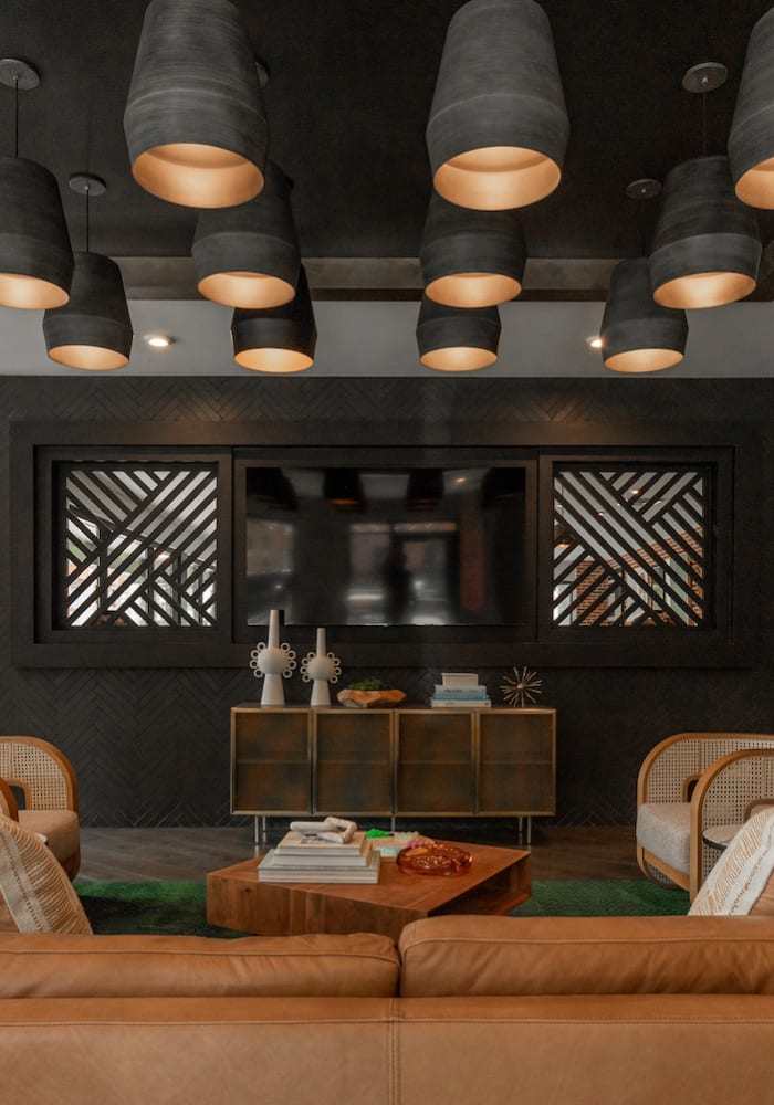 Lounge area at Venable Durham Apartments in Durham, North Carolina