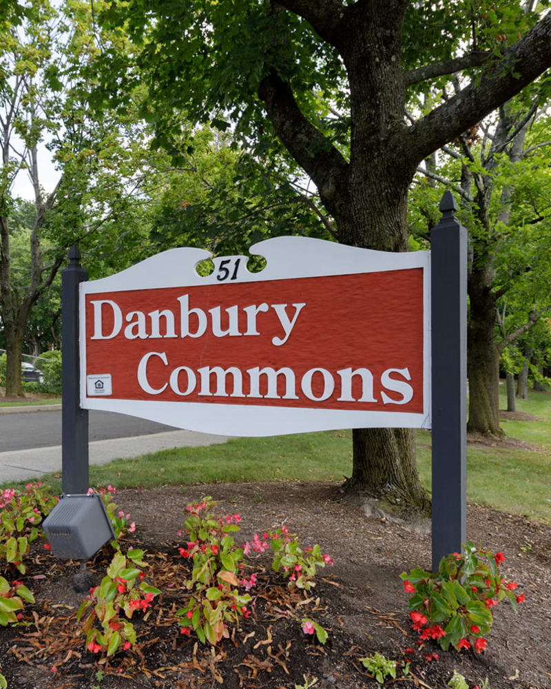 Welcoming sign at Danbury Commons in Danbury, Connecticut