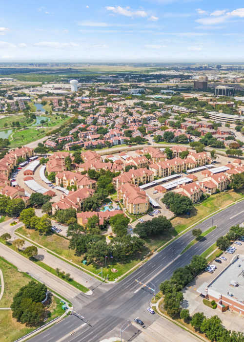 View photo gallery at Resort at Jefferson Ridge in Irving, Texas