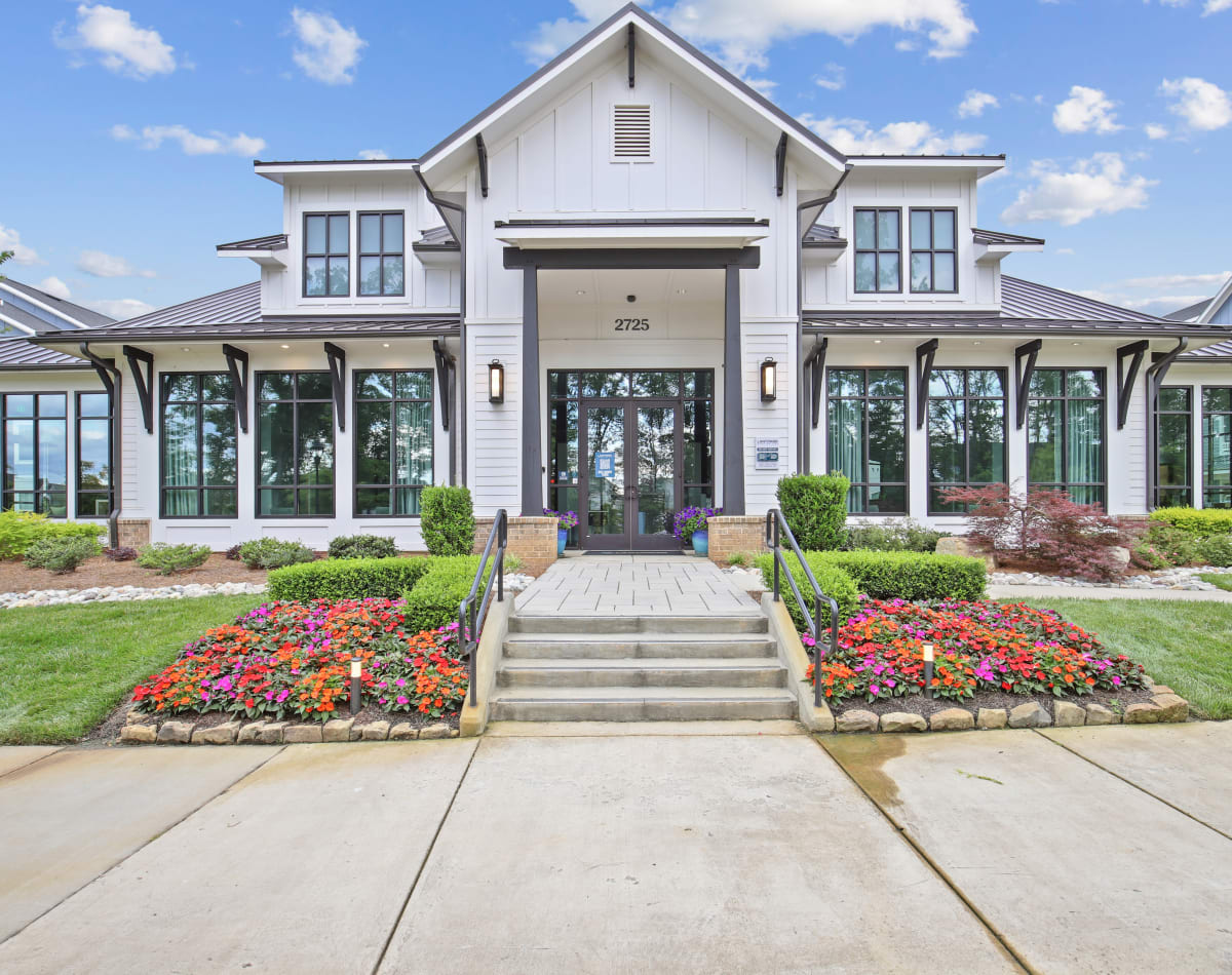 Apartments at Lantower Garrison Park in Charlotte, North Carolina