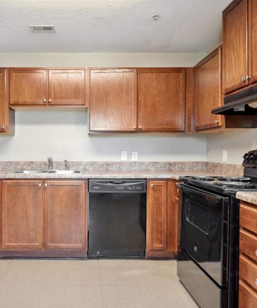 Spacious kitchens for cooking at Fellwood II in Savannah, Georgia