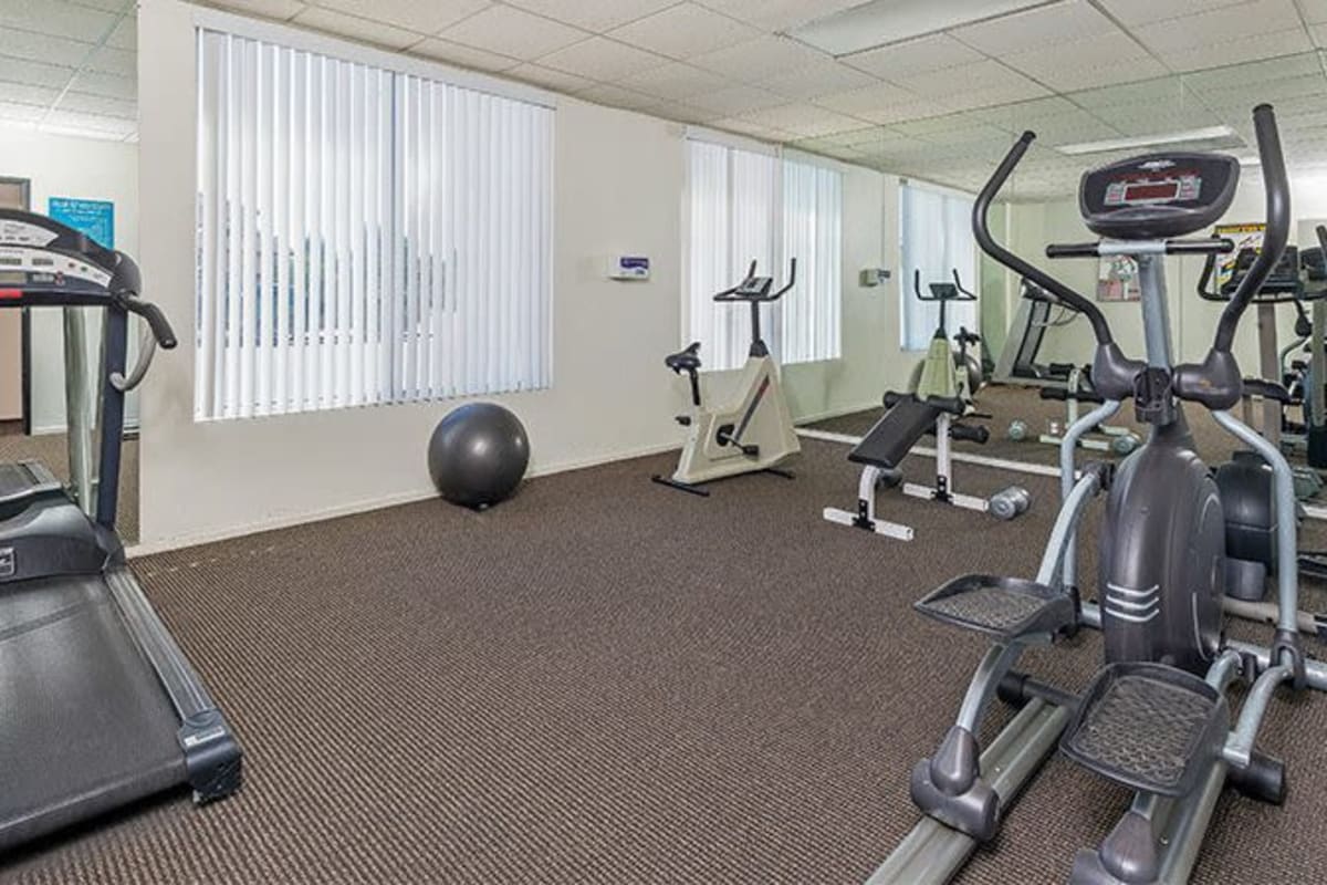 Fitness center at Amanda Regency Apartments, Van Nuys, California
