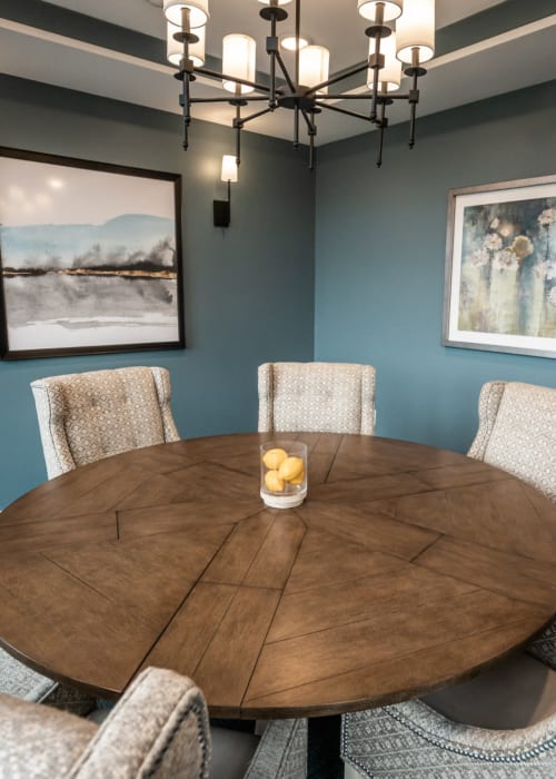 Private dining room at The Pillars of Lakeville in Lakeville, Minnesota