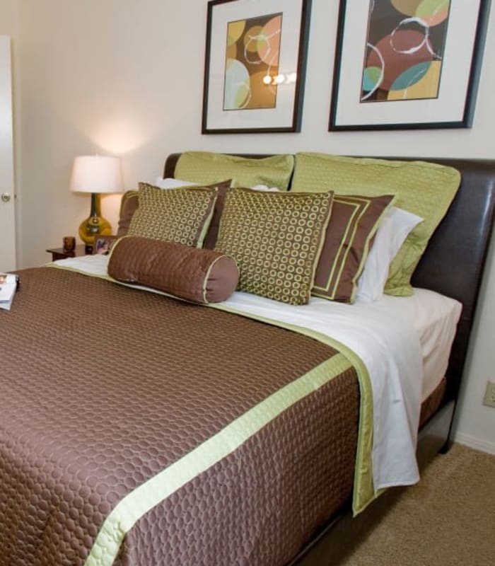 Bedroom at Boulder Ridge in Tulsa, Oklahoma