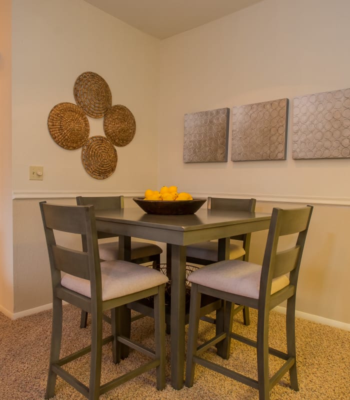 Dining room at The Courtyards in Tulsa, Oklahoma