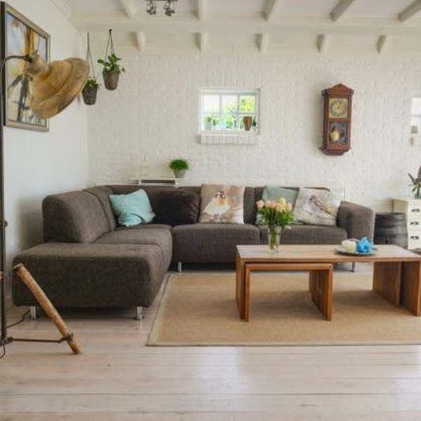 View floor plans offered at Burlington Arms in Los Angeles, California