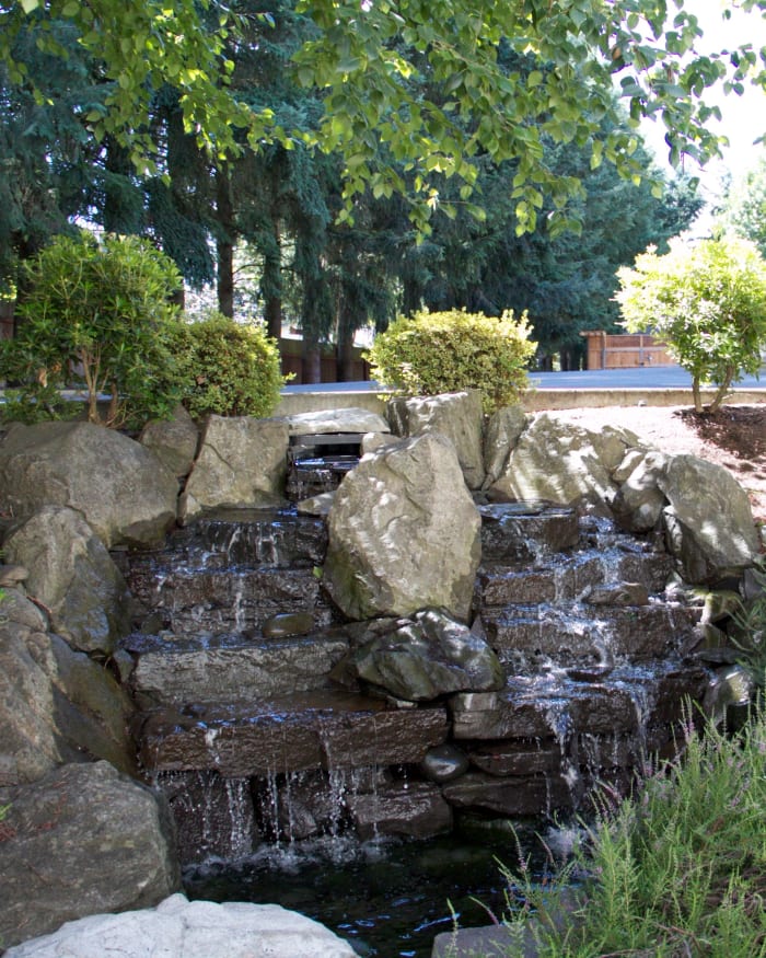 Beautiful fountain located at The Springs at Wilsonville in Wilsonville, Oregon