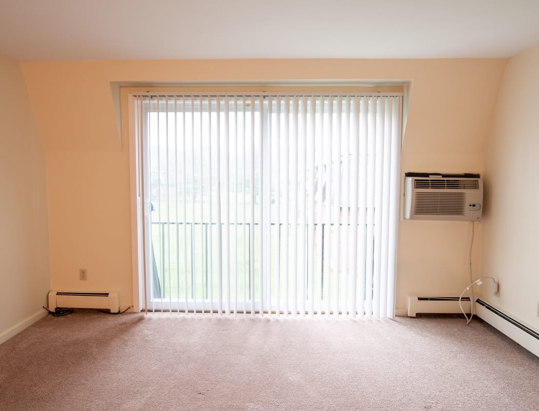 Apartment features at Braeside Apartments in Marcellus