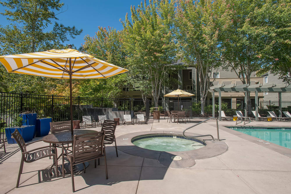 Resort-style swimming pool at Waterhouse Place in Beaverton, Oregon