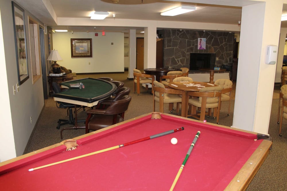 Pool table at Truewood by Merrill, Fig Garden in Fresno, California