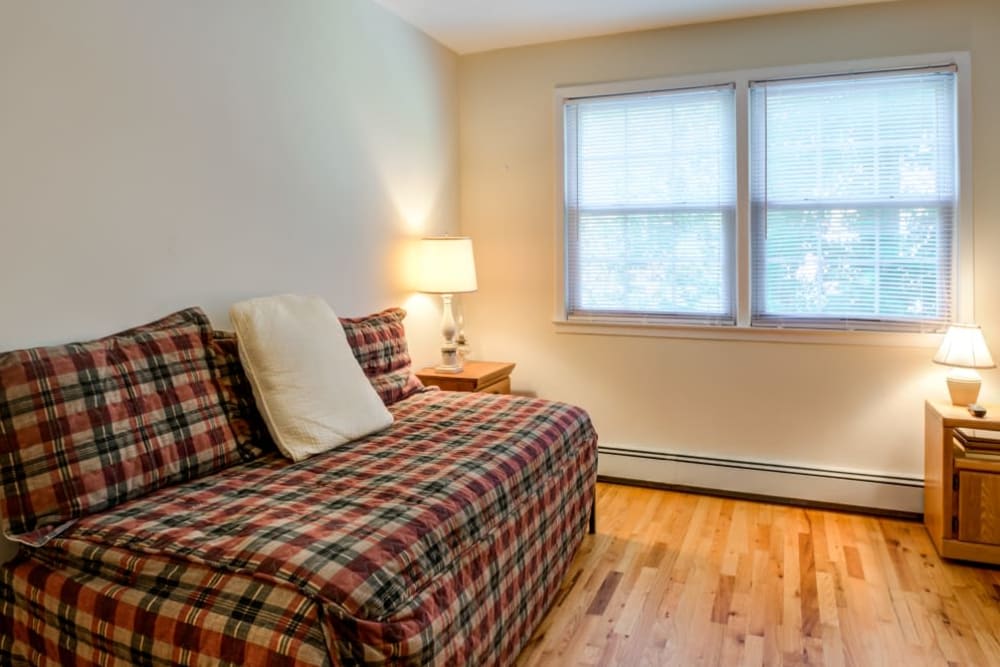 Living room at Jackson House Apartments in Chatham, New Jersey