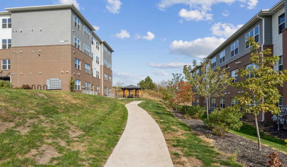 Outdoor neighborhood area at Johnston Crossing I in Johnston, Iowa
