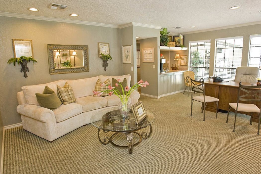 The leasing office at The Warrington Apartments in Oklahoma City, OK