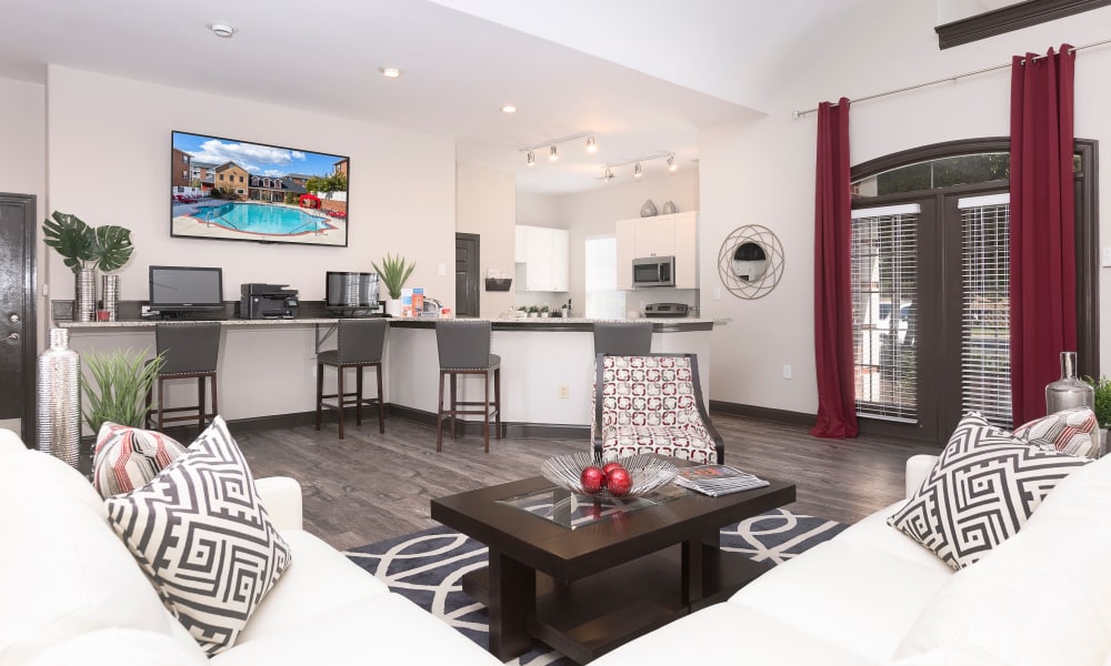 Clubhouse area with office spaces for residents to work on at Ascend @ 1801 in Charlotte, North Carolina