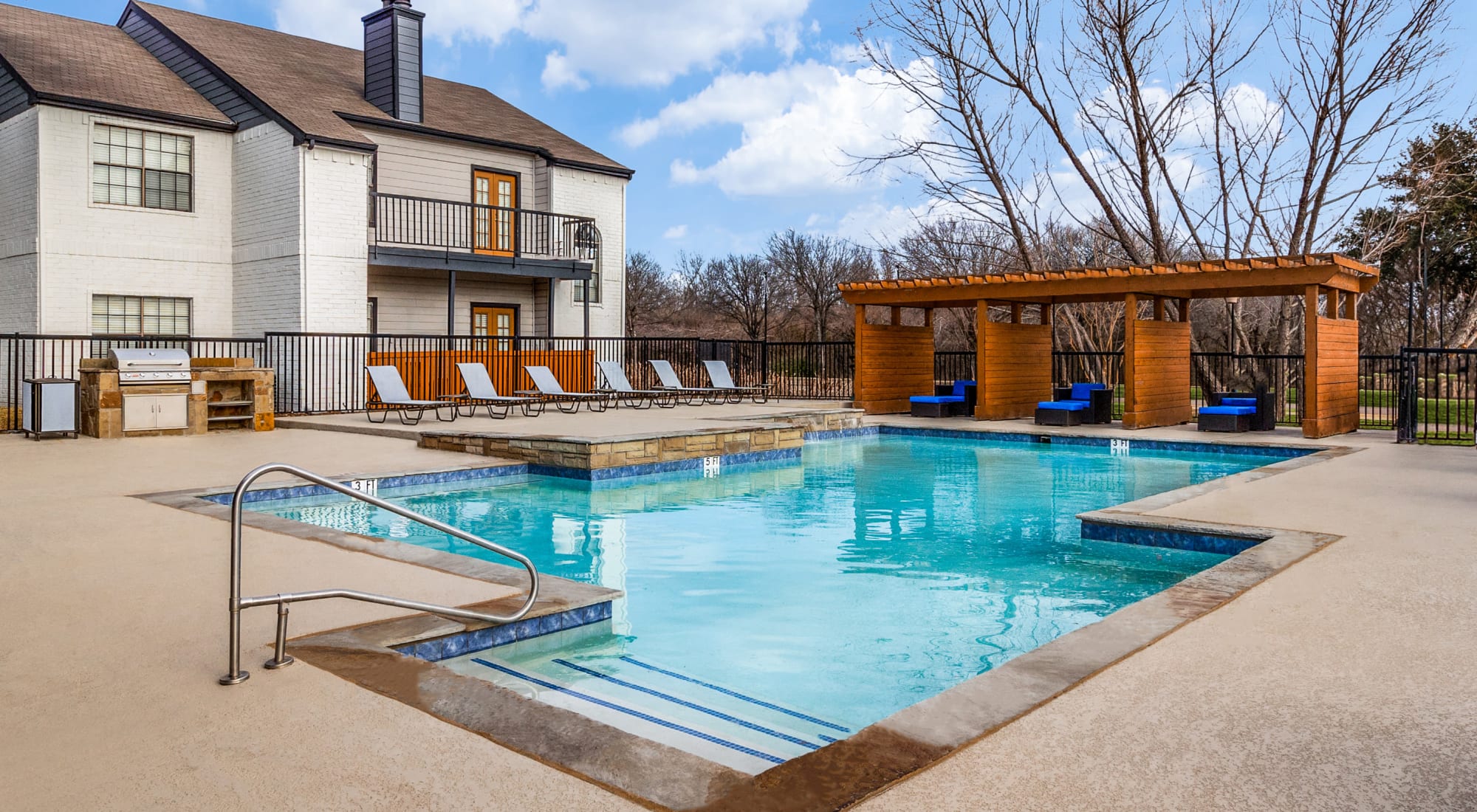 Amenities at Knowlton Apartment Homes in Mesquite, Texas