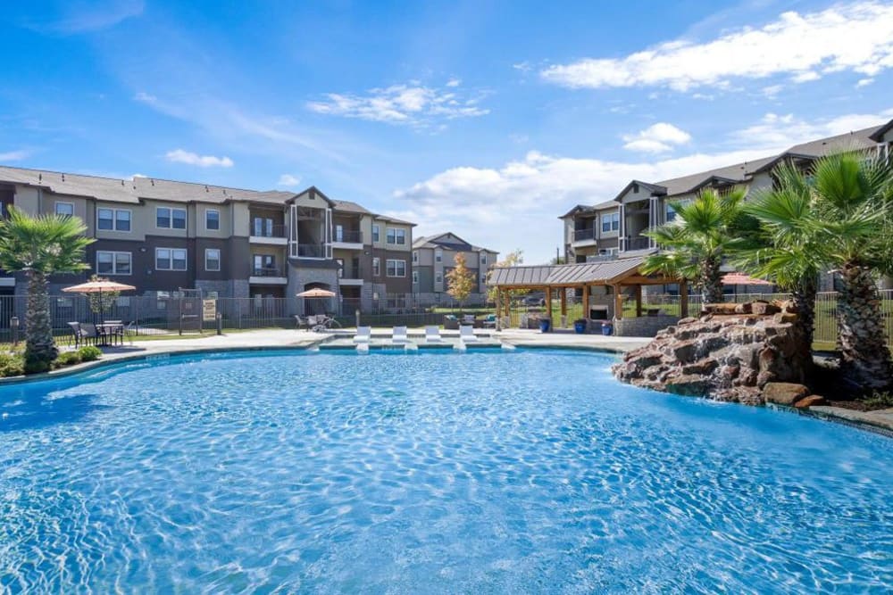 Huge resort style swimming pool at Verandas at Alamo Ranch in San Antonio, Texas