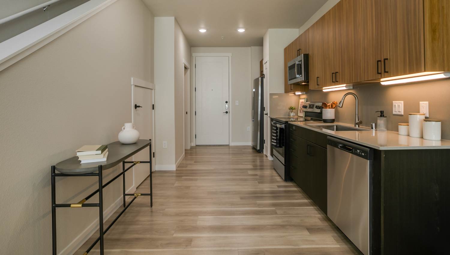 Open kitchen with access to steps at Olympus Latitude in Albuquerque, New Mexico