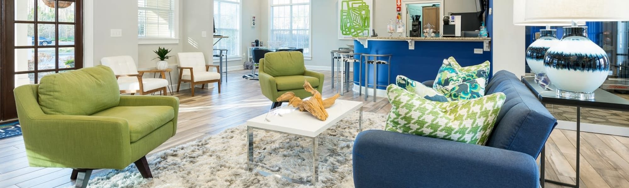 Virtual tours of The Parke at Oakley in Fairburn, Georgia