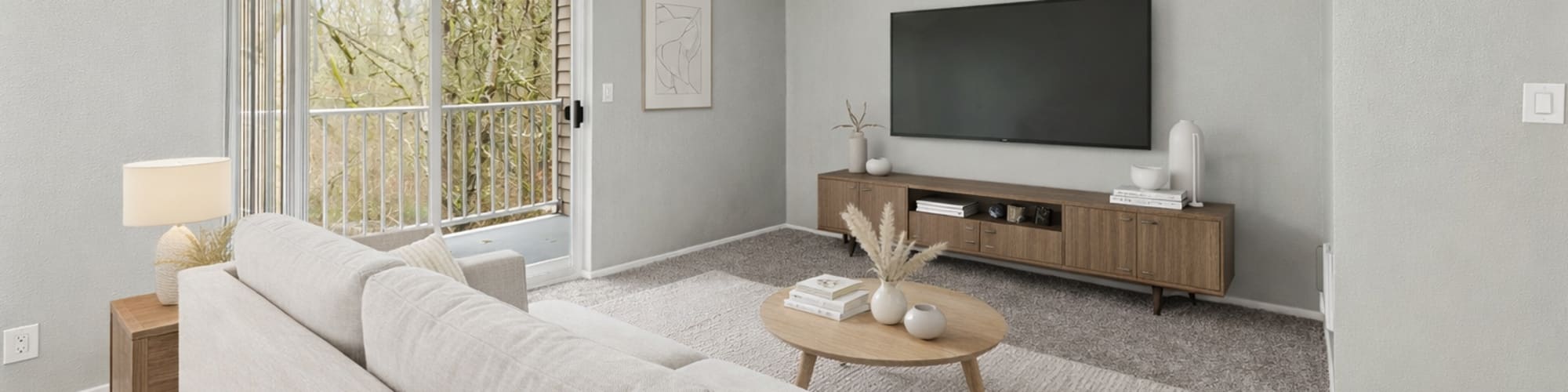 Gallery | Oak Hill Apartments in Portland, Oregon    