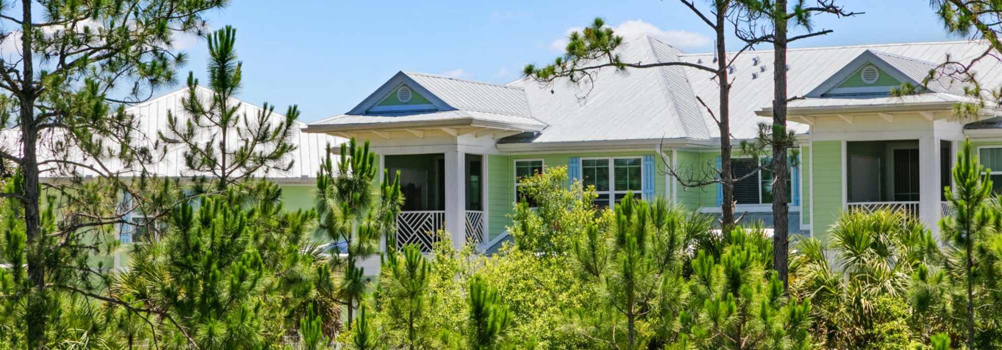 Charming coastal retreat at Lemon Bay Apartments in Englewood, Florida