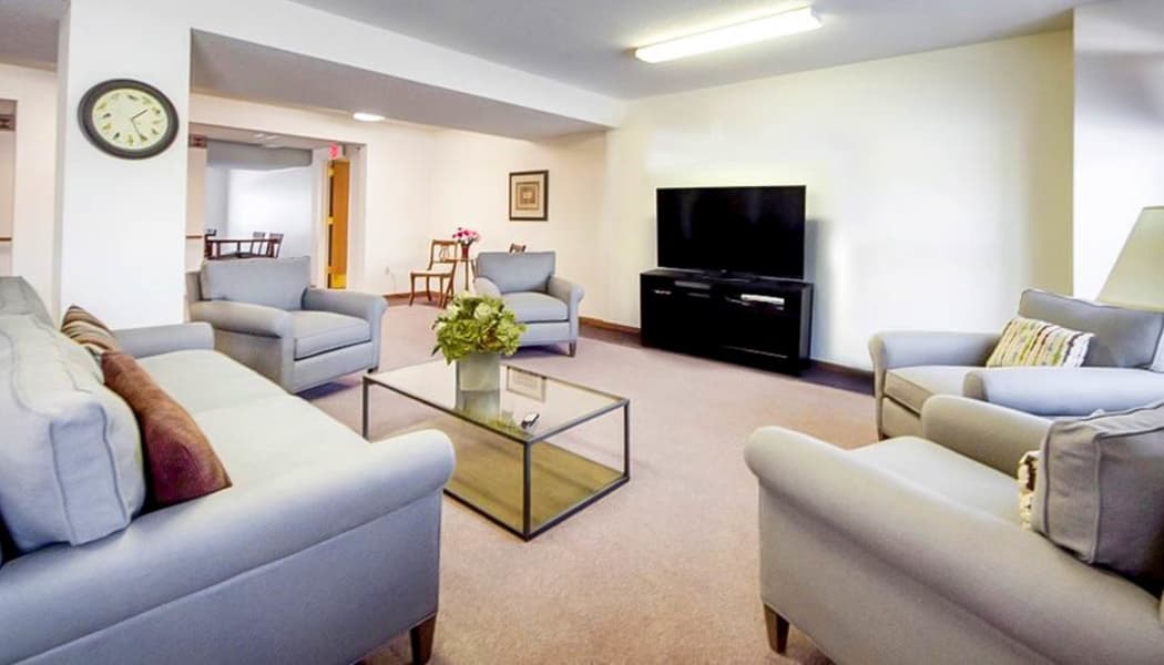 Living room layout at Iowa City, Iowa at Regency Heights