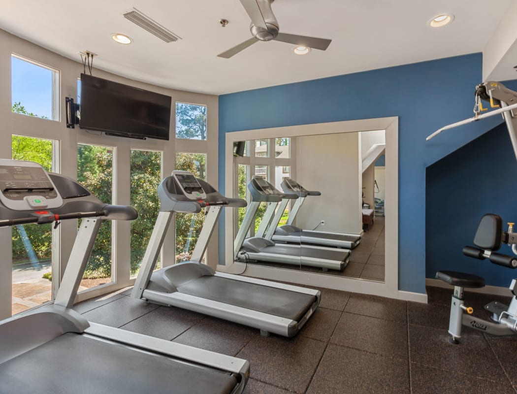45Eighty Dunwoody Apartment Homes's fitness center in Dunwoody, Georgia